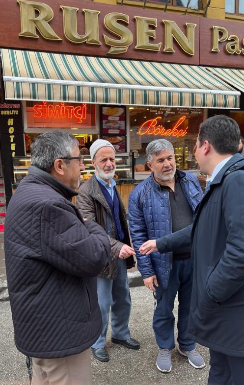 Osman Gökçek, Hacı Bayram Veli Camii ve esnafı ziyaret etti...